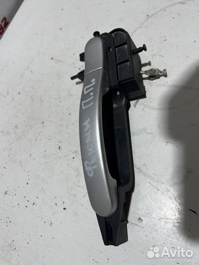 Ручка передняя правая Ford Fiesta Fusion