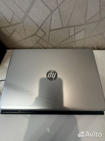 Ноутбук hp laptop
