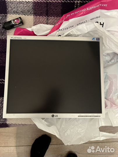 Монитор LG 17