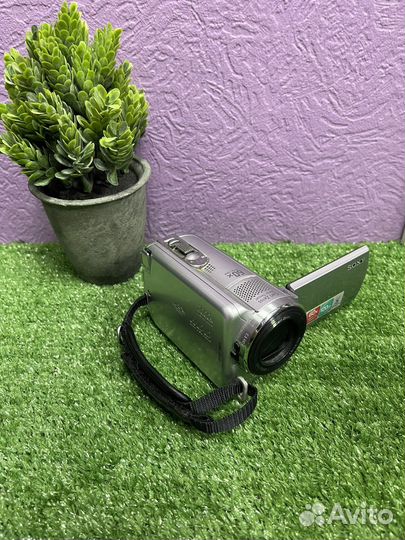 Видеокамера Sony DCR-SR88E