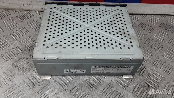 Блок управления мультимедия Audi Q7