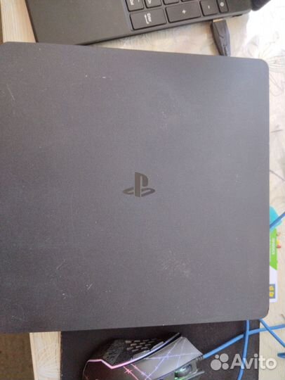 Sony playstation 4 slim 1tb + 3 игры