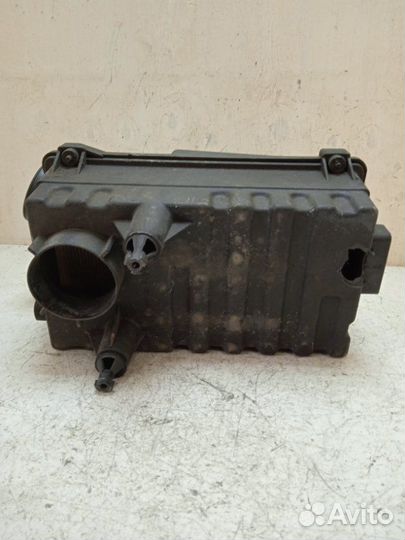 Корпус воздушного фильтра Ford Focus 1 fyda 2002