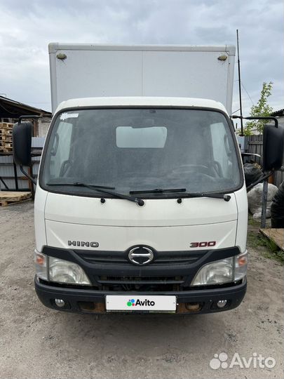 Hino 300 (Dutro), 2013