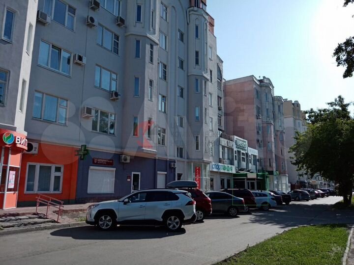 77м, на 1 эт., на 1линии