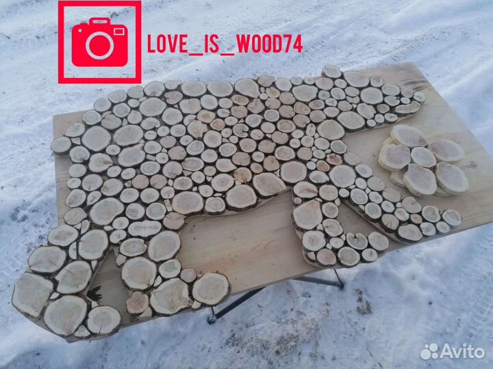 Панно из можжевельника