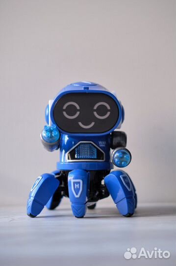 Танцующий робот