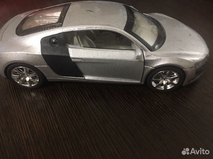 Модельные машинки