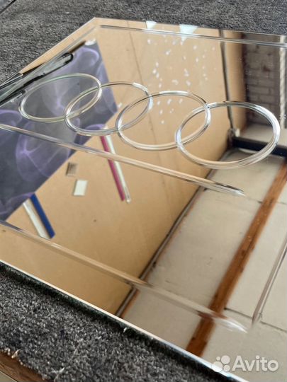 Алмазная гравировка на зеркале