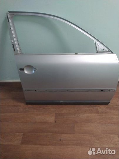 Дверь боковая передняя правая Volkswagen Passat