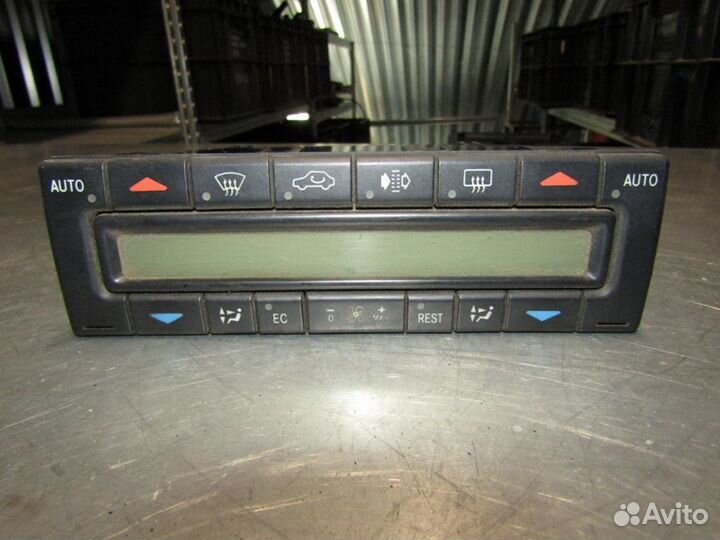 Блок управления климатической установкой W210 E-Kl