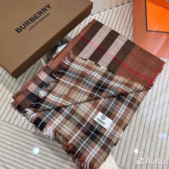 Шарф burberry