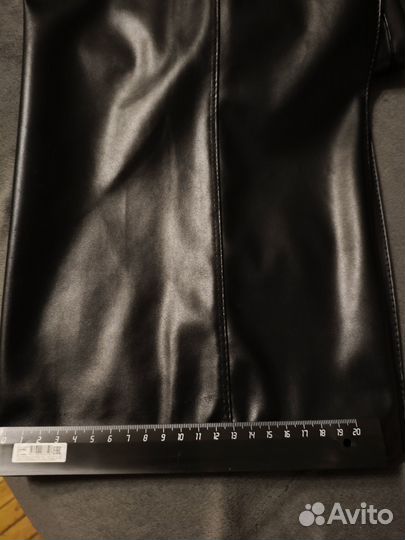 Брюки из экокожи женские черные