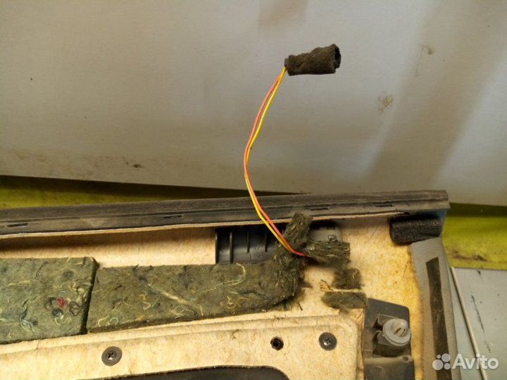 Обшивка двери передняя левая Chevrolet Lacetti