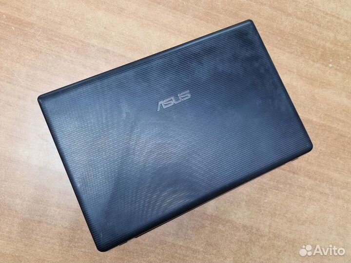 Ноутбук asus X55A