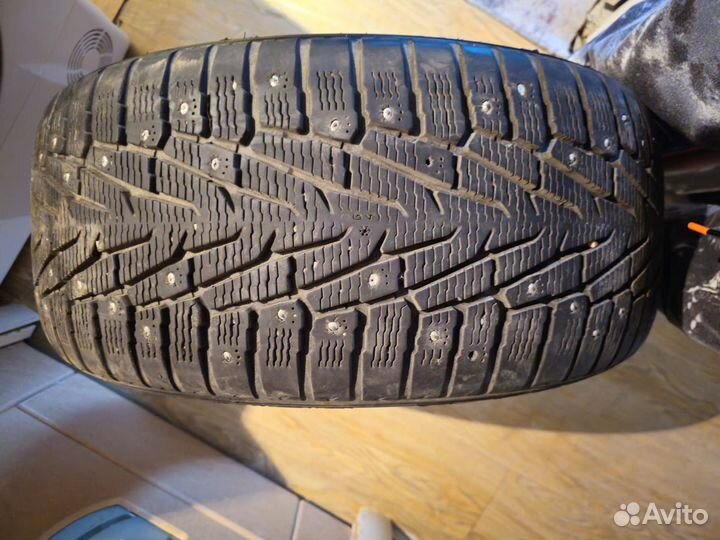 Зимняя резина nokian 255/50r19