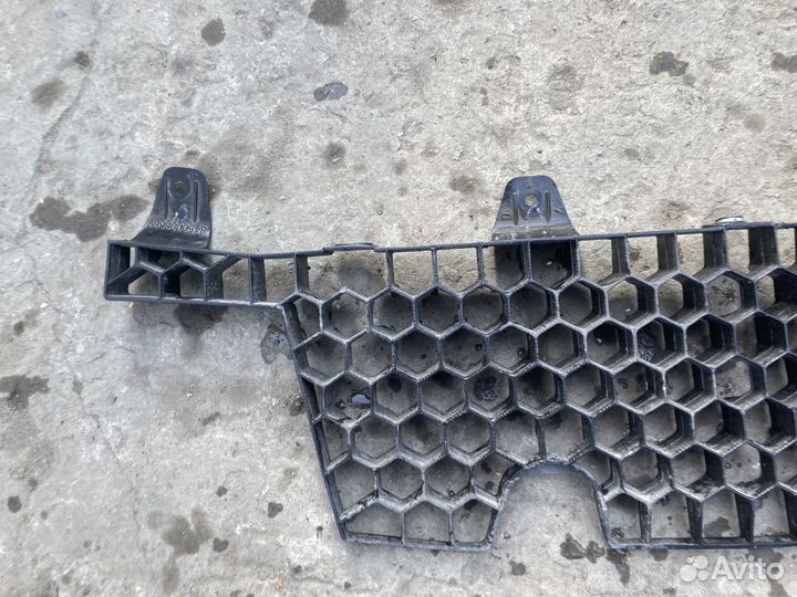 Усилитель переднего бампера LADA Vesta FR