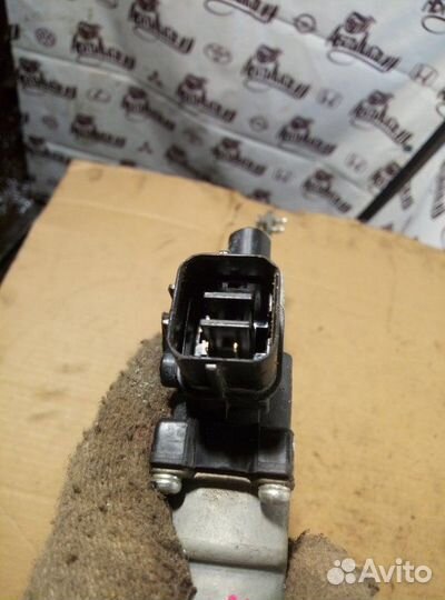 Стеклоподъемник задний правый Mitsubishi Asx