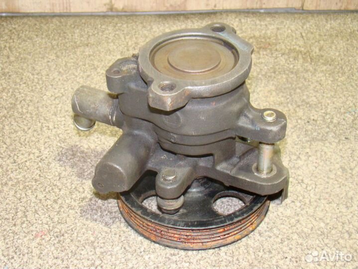 Насос гидроусилителя Toyota Corolla (E110)