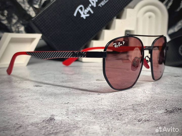 Очки Ray Ban Ferrari красный