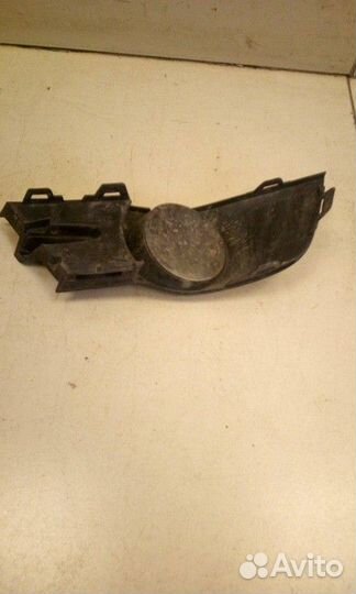 Заглушка правой противотуманки LADA xray