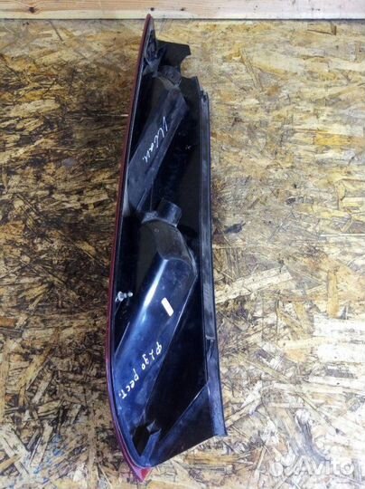 Фонарь заднего хода задний правый Ford Focus 2