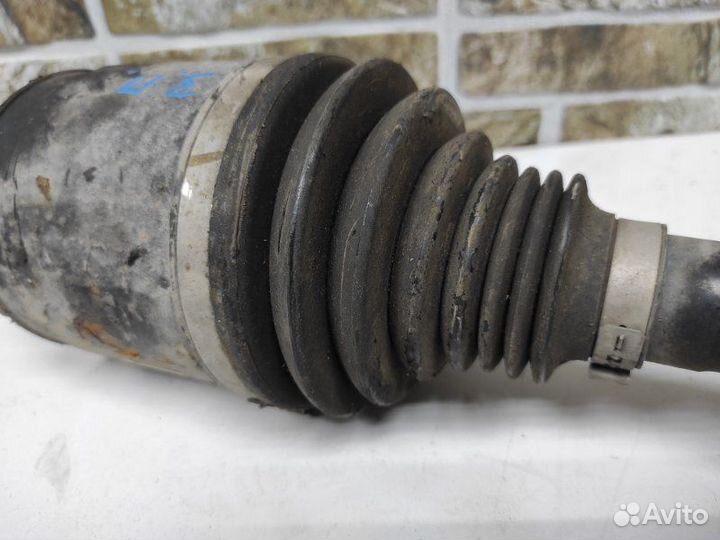 Привод задний правый Jeep Grand Cherokee WK2 3.0