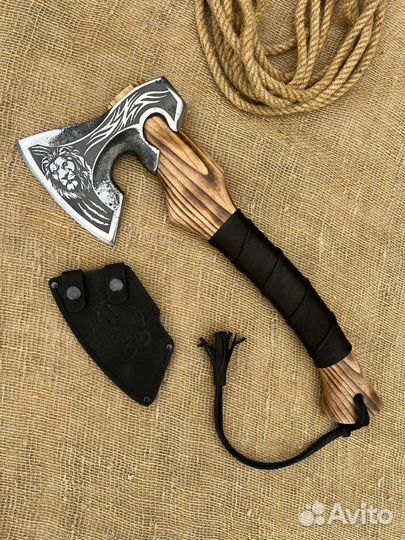 Топор для туризма и хозяйства