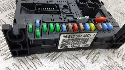 Блок комфорта peugeot 308 1 (LBN27M301)