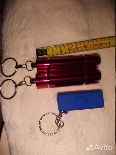 Фонарик брелок