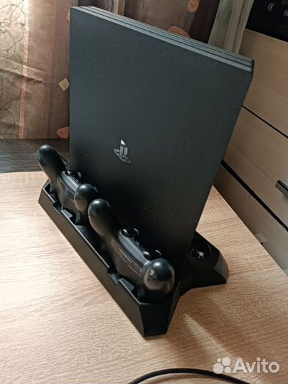 Sony PlayStation 4 Pro 1000 гб HDD