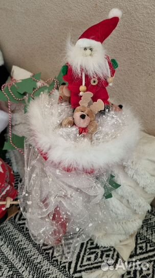 Дед мороз и олени новогодний декор