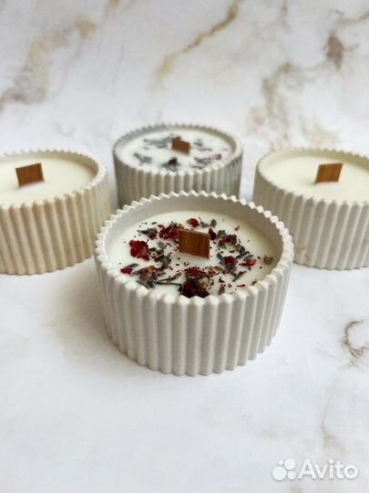 Свечи из кокосового воска в гипсе