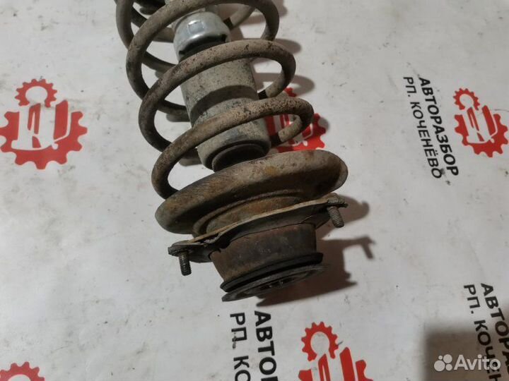 Амортизатор подвески передний левый Лада 2114