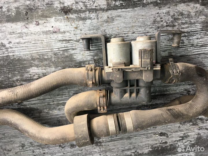 Клапан системы отопления BMW 5 E60