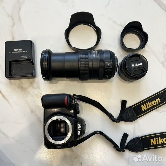 Зеркальный фотоаппарат