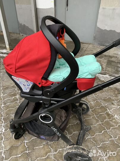 Автолюлька с базой chicco