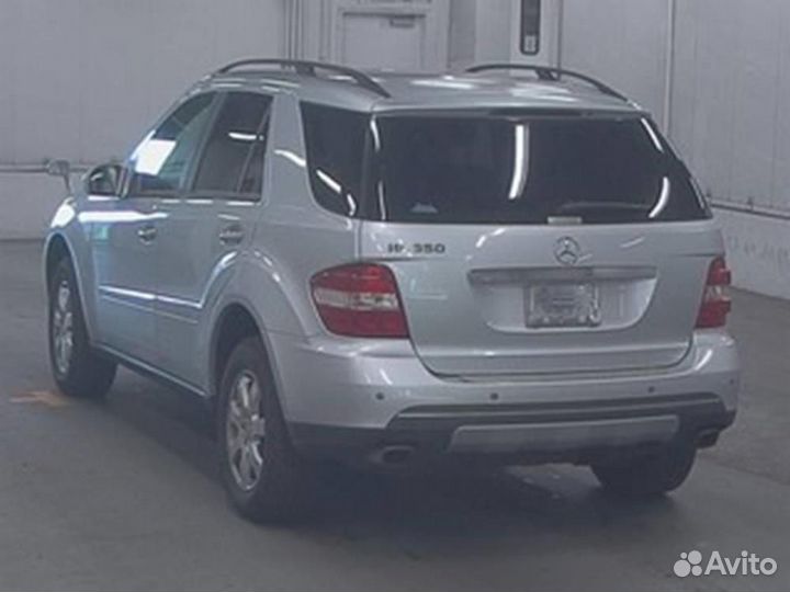 Стекло форточка(уголок) лев. Mercedes Benz/ M-clas