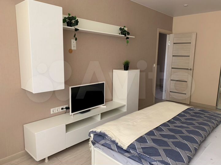 2-к. квартира, 66 м², 13/13 эт.