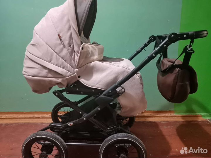 Коляска 2 в 1 Sevillababy