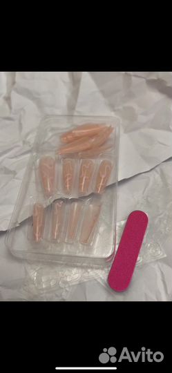 Накладные ногти с клеем