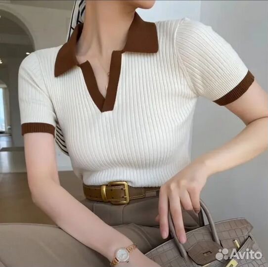 Футболка с воротником