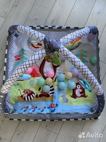 Развивающий коврик новый