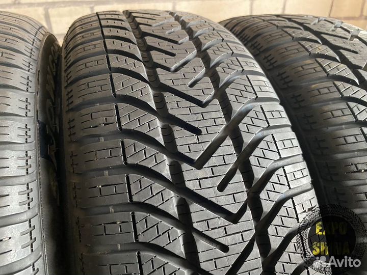 Pirelli Winter 210 SnowControl Serie III 195/55 R16 87H