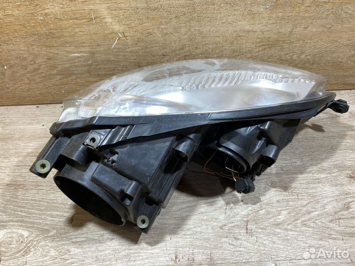 Фара передняя левая Volkswagen Golf 5 Арт 142638