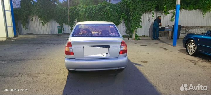 Hyundai Accent, 2005