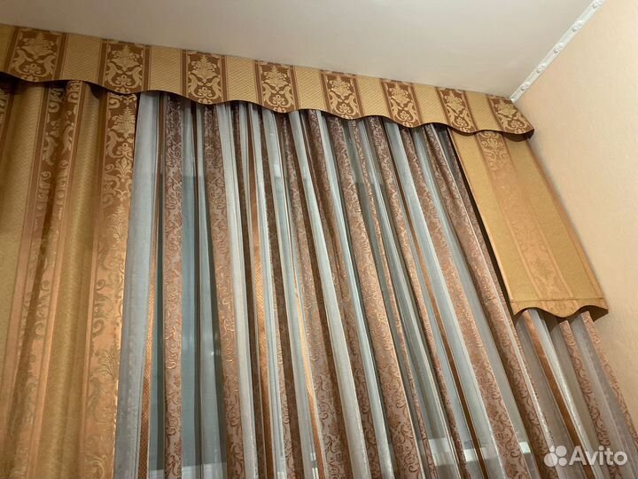 Продаётся шторы в спальню