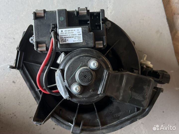 Моторчик печки Audi A6C6