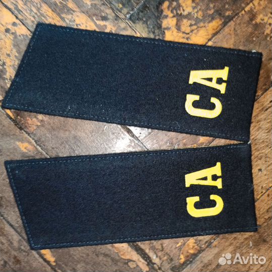 Погоны советской армии са на чёрном фоне