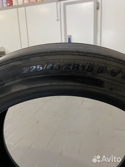 Marshal 7400 225/45 R18 и 265/35 R18 105V